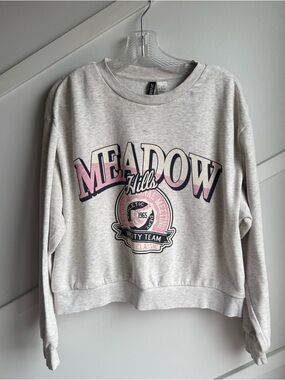 H&M Meadow Hills Light Gray Graphic Sweatshirt